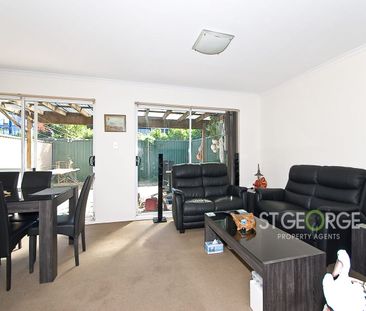 Spacious Townhouse in a Resort Style Community - Photo 5