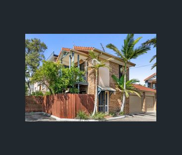 ONE BEDROOM TOWNHOUSE - SHERWOOD - Photo 3