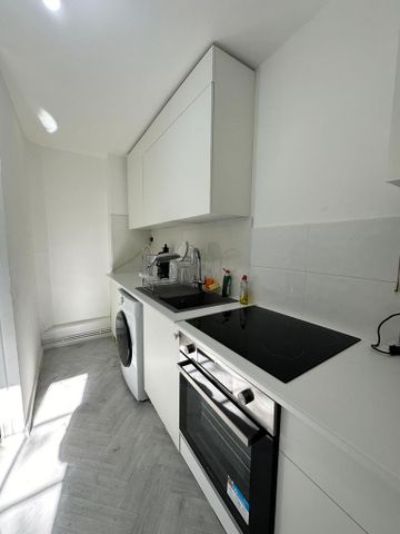 4 bedroom flat share to rent - Photo 5