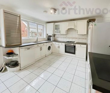 1 bedroom in a house share to rent - Photo 4