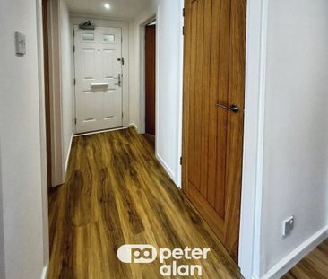 Rhiwbina, Cardiff - Photo 4