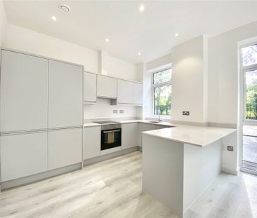 Parkview House, Wokingham Parkview House, Wokingham - Photo 2