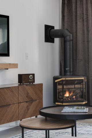 For Lease - 13435 Loyalist Parkway, Prince Edward County, Ontario - Photo 3