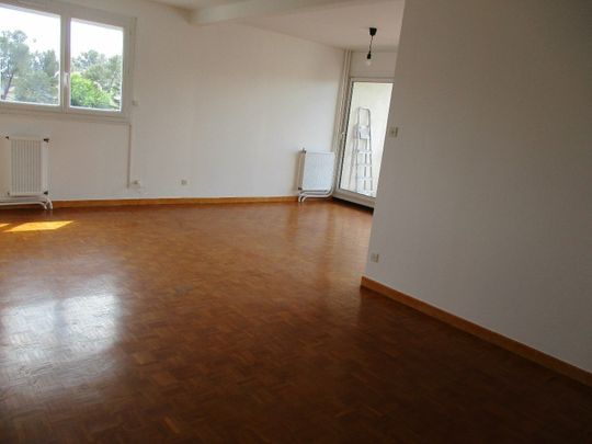 NIMES / PUECH DU TEIL - T4 BIS avec BALCON, PARKING et CAVE - Photo 1