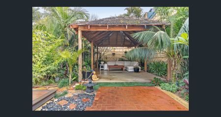 Spacious Family Home in Sought-After Kinross - Photo 5