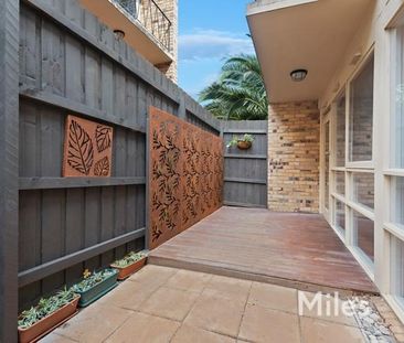 8/10 Ashby Grove, Ivanhoe - Photo 4