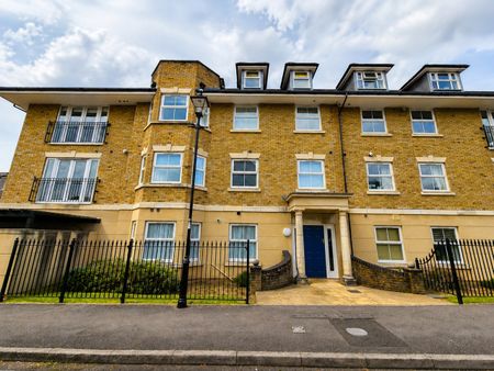 1 Bed Flat, Marshall Square, SO15 - Photo 2