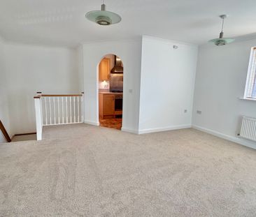 1 bedroom One Bedroom Coach House to rent - Photo 6
