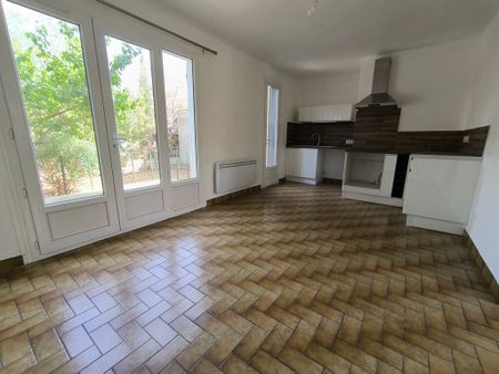 Location maison 4 pièces, 69.44m², Narbonne - Photo 2