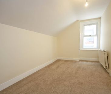 2 Bed Maisonette, Grange Park Road, CR7 - Photo 5