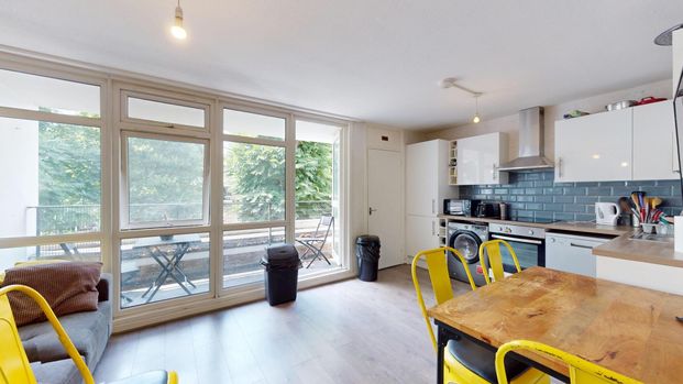 18 Hind Grove – Room 1 - Photo 1