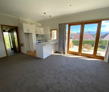 A great home in a great location - Photo 2