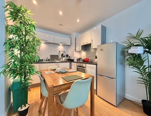 1 Bedroom Apartment To Let - Photo 1