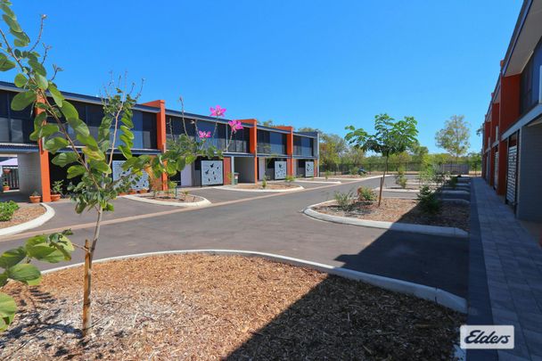 2 Bedroom Unit - Gated Complex - Photo 1