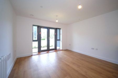 1 bedroom flat to rent - Photo 2