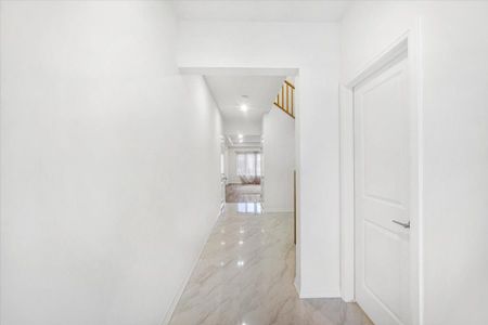 For Lease - 7 Saffron Way, Pelham, Ontario - Photo 2