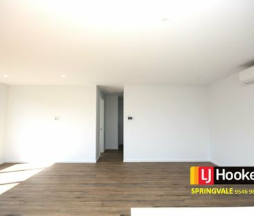 BRAND NEW TOWNHOUSE - Photo 1