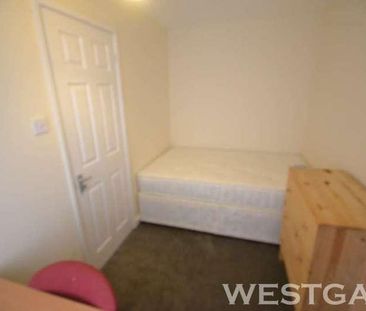 Blenheim Gardens, Reading, RG1 - Photo 2