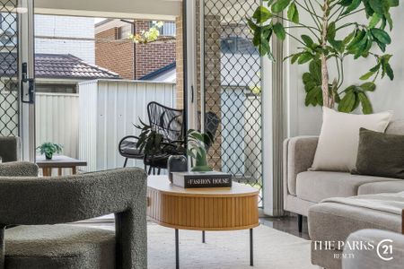 Spacious, Stylish & Ready to Call Home ! - Photo 5