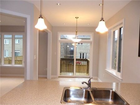 For Lease - 51 Hazelton Avenue, Hamilton, Ontario - Photo 2