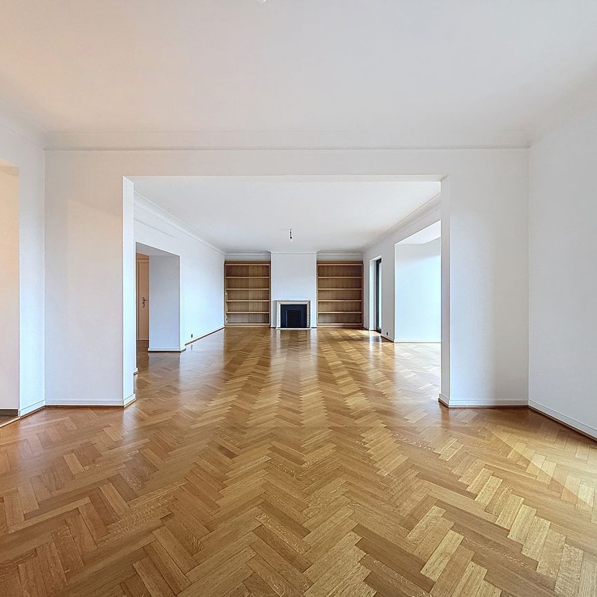 Flat - for rent - Photo 1