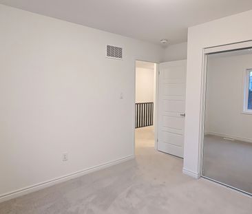 For Lease - 19 Histand Trail, Kitchener, Ontario - Photo 5