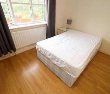 Room in a Shared House, Ann Moss Way, SE16 - Photo 2