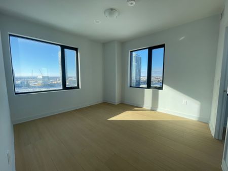 For Lease - 2920 Highway 7 Road Unit# 1302, Vaughan, Ontario - Photo 4