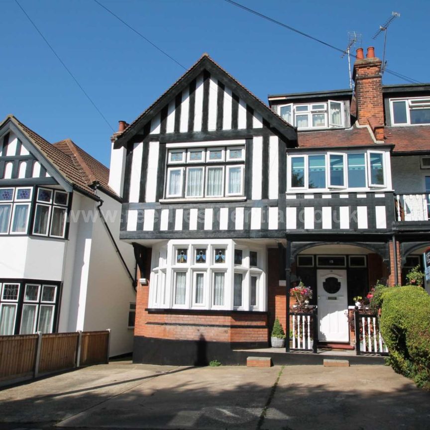 Ailsa Road, Westcliff On Sea - Photo 1