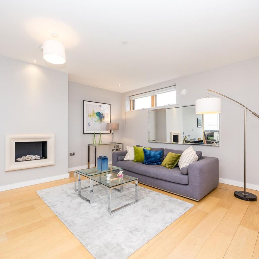 2 Edward Place, Bloomfield Avenue, Donnybrook, Dublin 4, D04 W6X6. - Photo 1