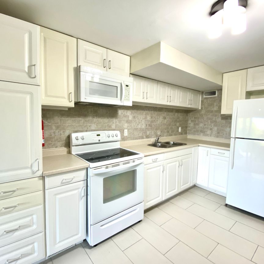 For Lease - 65 Stoneylake Avenue, Brampton, Ontario - Photo 1