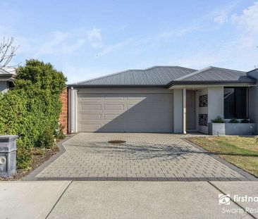 Experience Easy Living in the Heart of Aveley! - Photo 3