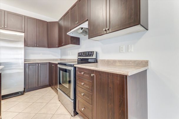 For Lease - 140 Durhamview Crescent, Whitchurch-Stouffville, Ontario - Photo 1