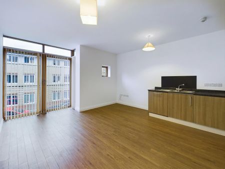 1 bedroom flat to rent - Photo 4
