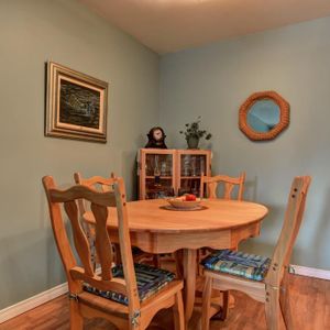 SUPERBE 4 ½ A CHARLESBOURG, SECTEUR TRANQUILLE, RÉNOVÉ - 1255$/MOIS TOUT COMPRIS ! DISPONIBLE POUR DÉCEMBRE - Photo 2