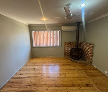 View Saturday at 1.50pm - 2.10pm - Photo 1