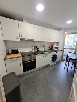 Avenida de Badajoz, Madrid, Community of Madrid 28027 - Foto 1