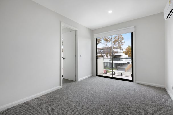 Brand New Townhouse with a Practical, Well-Designed Layout - Photo 1