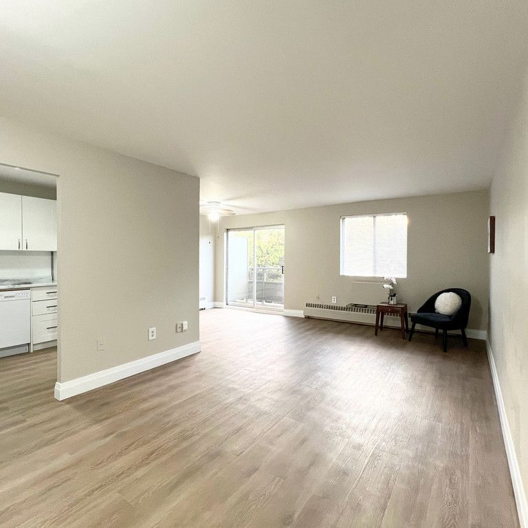 Cedar Towers Apartments - ALL INCLUSIVE - Photo 1