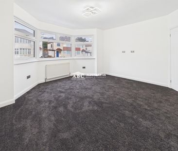 Dollis Hill Avenue, NW2 6QT, London - Photo 2