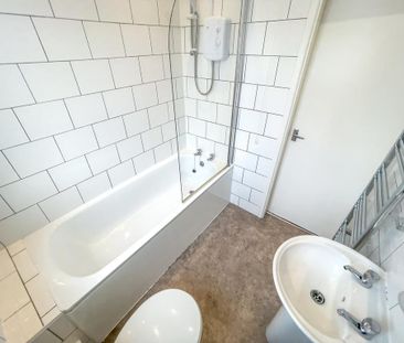 4 bedroom house to rent - Photo 1