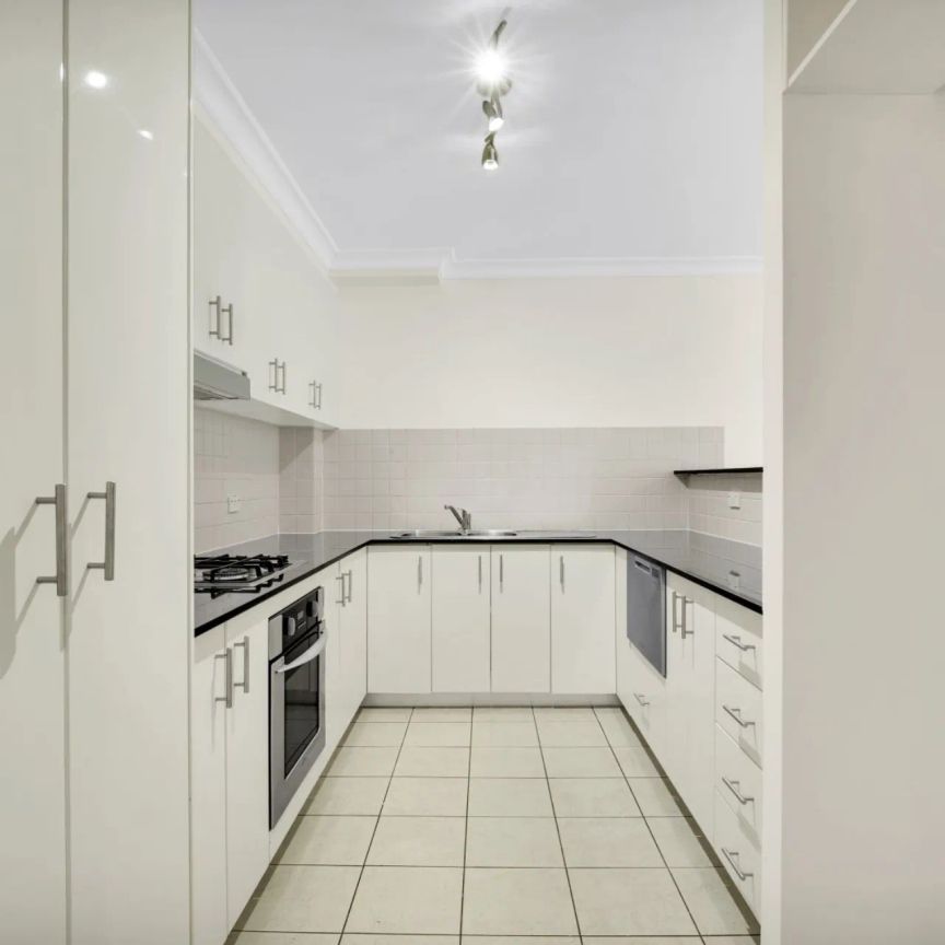 Unit 32/2-4 Sugar House Road, Canterbury. - Photo 1