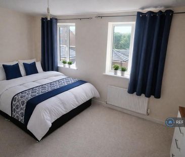 1 bedroom in a house share to rent - Photo 2