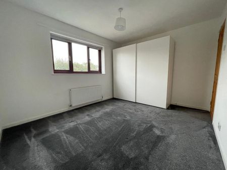 2 bedroom semi-detached house to rent - Photo 2