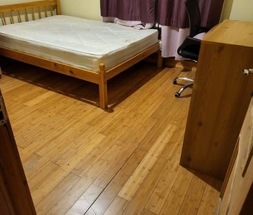 Room in a Shared Flat, Double Room Available, E3 - Photo 4