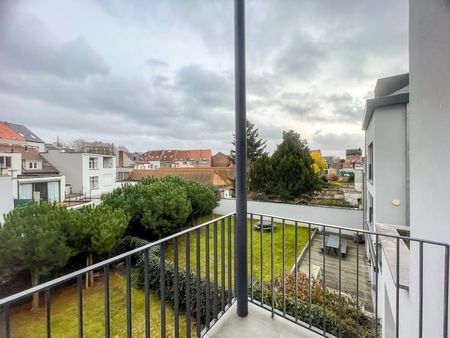 Appartement te huur - Foto 2