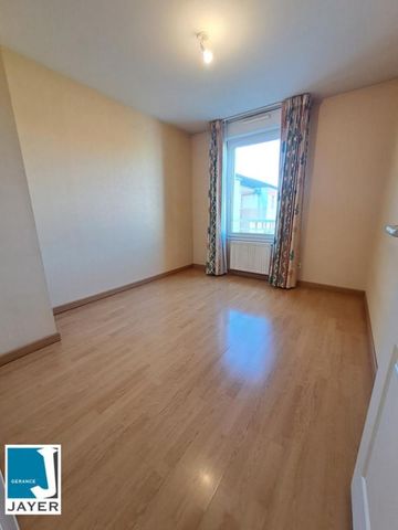 BEL APPARTEMENT 4 PIECES AVEC TERRASSE QUARTIER CONSERVATOIRE - Photo 3