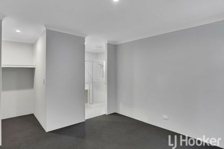 Move Into Modern Comfort � Beautiful 4x2 Family Home in South Yunderup! - Photo 5