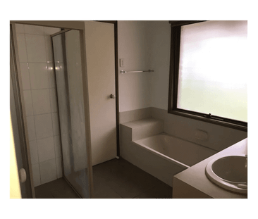 Great Family Home in a Convenient Location - Photo 4