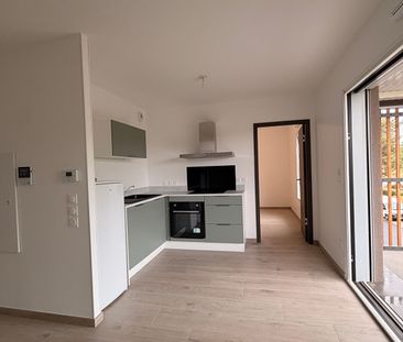 Location Appartement 2 pièces 43m² - Photo 2